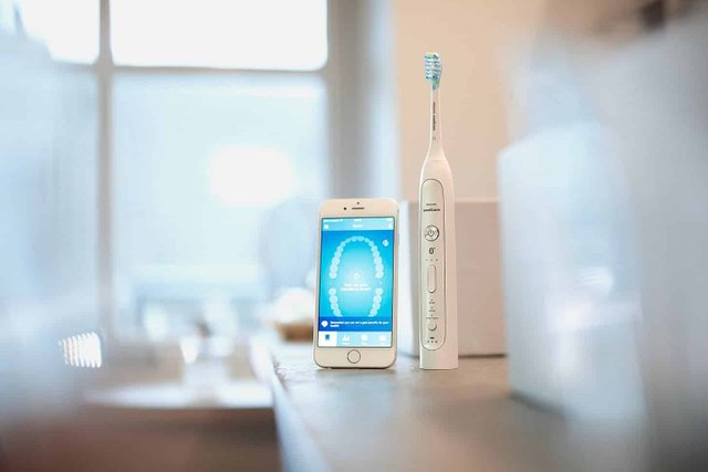 product-58675c5989a48-Philips Sonicare Flexcare Platinum Connected Toothbrush 2.jpg